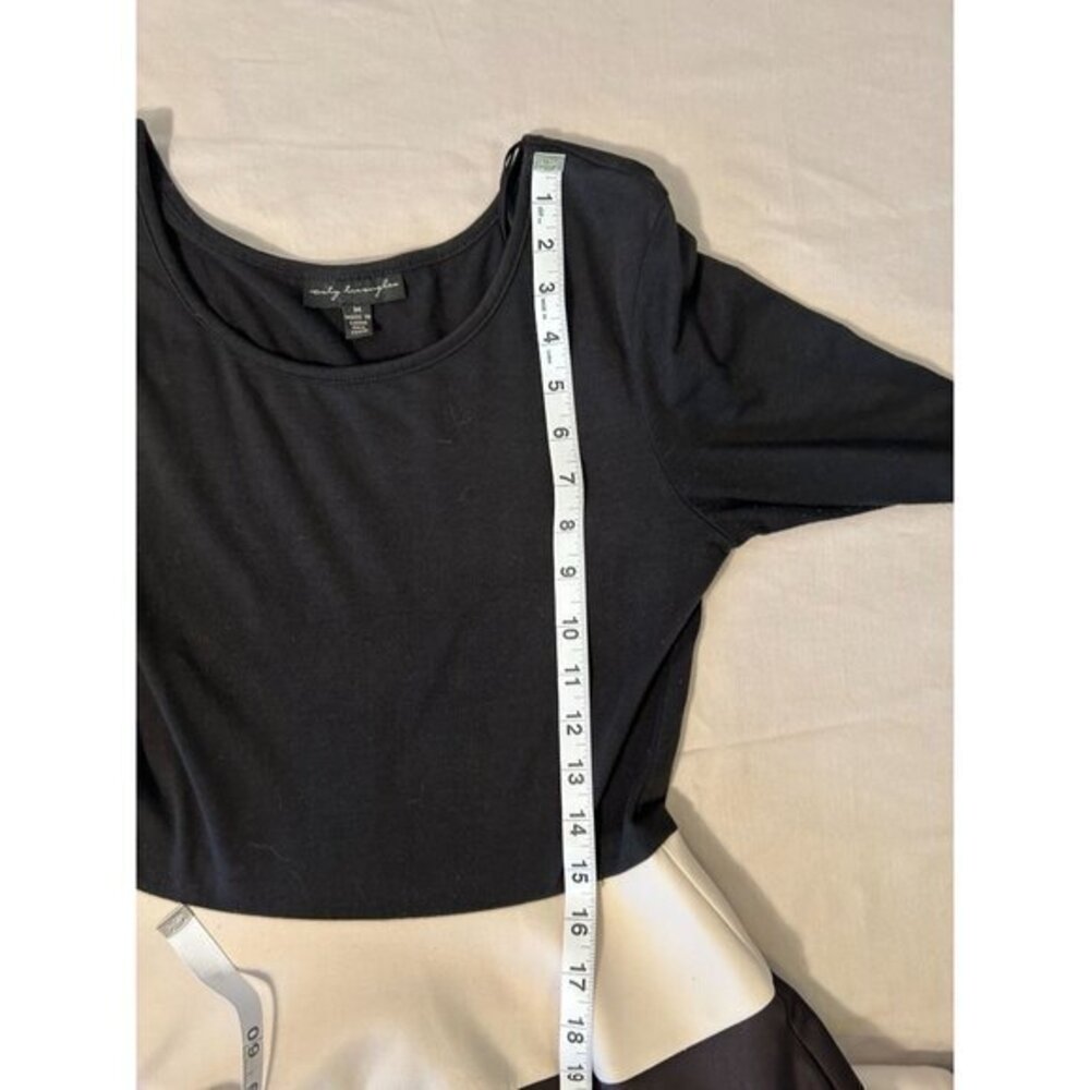 Women's City Triangles Black Long Sleeved White Strip Dress Size‎ Medium - Picture 10 of 13